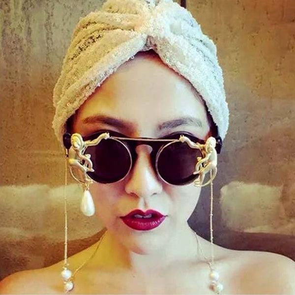 Lady Metal Gold Monkey Baroque Sunglasses Brand Metal Retro Leopard Frame Beach Metal Chain Pearl Round Sun Glasses for Women