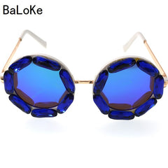 2019 Classic Retro Round Sunglasses women Brand Designer Crystals Ladies sunglass Summer Sun Beach Rhinestone Sunglasses