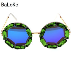 2019 Classic Retro Round Sunglasses women Brand Designer Crystals Ladies sunglass Summer Sun Beach Rhinestone Sunglasses